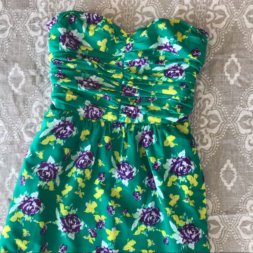 Strapless Gap sundress